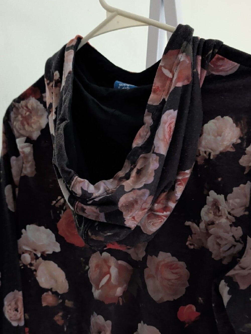Adidas Floral Trefoil Hoodie - Black with Rose Print - Picture 8 of 9